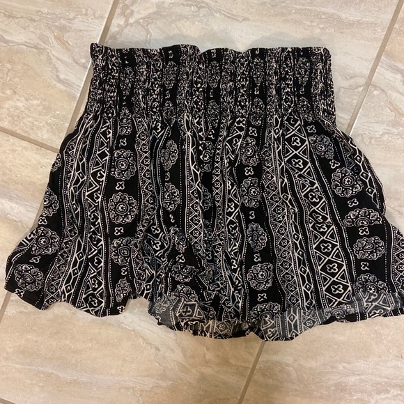 Patterned skirt - Picture 1 of 2